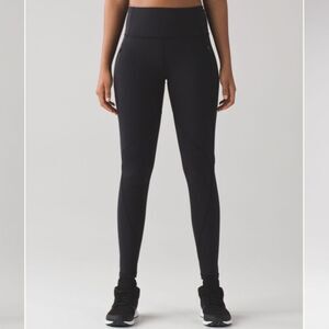 🍋Lululemon run it out tight size 2